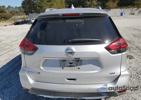 2019 Nissan Rogue S z USA, uszkodzony, nr VIN KNMAT2MT5KP530079